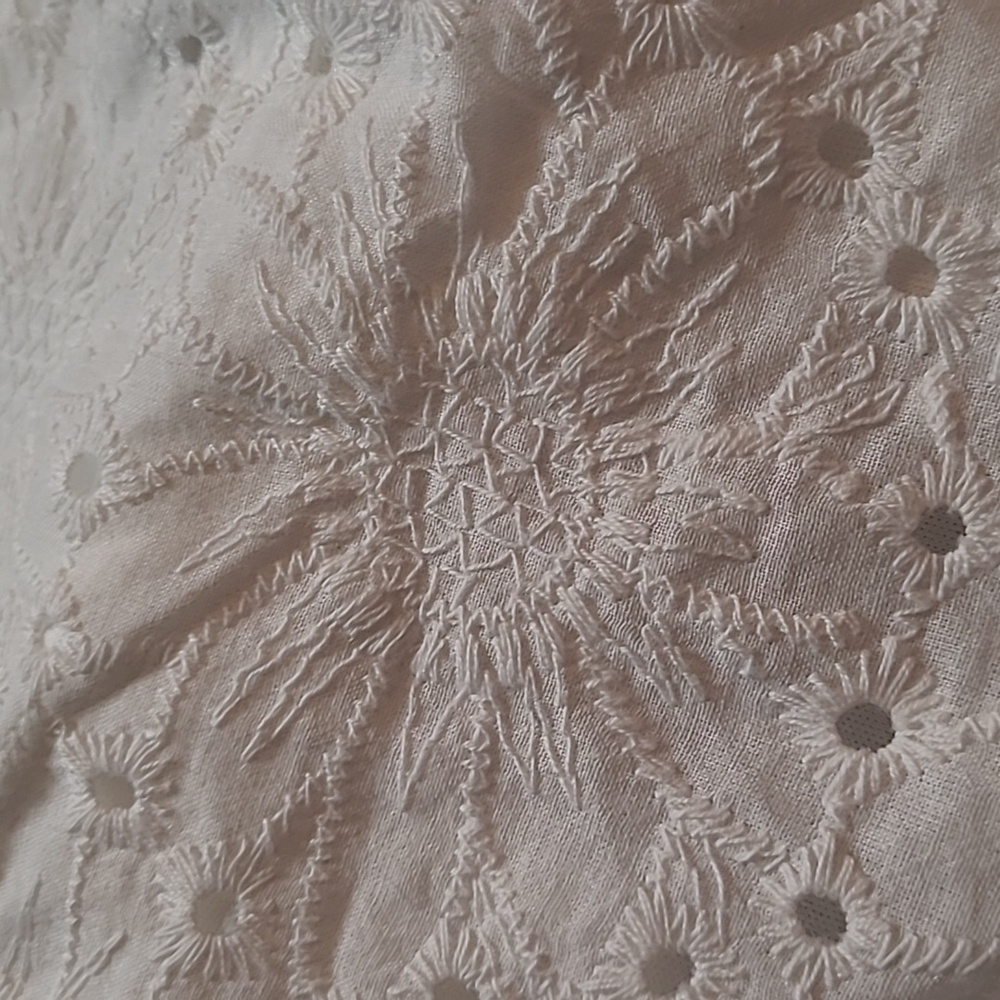 Altar'd State White Eyelet Romper with Ruffle Details Size Large - Picture 3 of 9